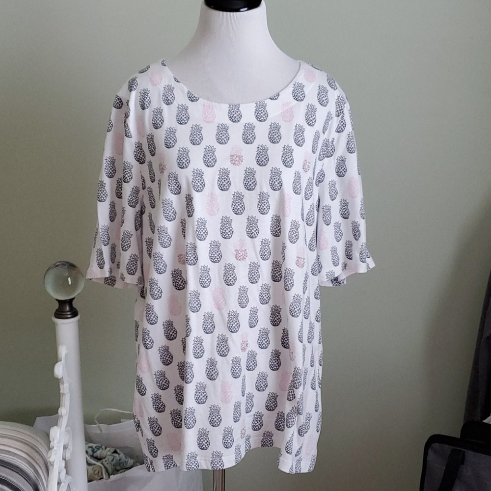 Talbots pineapple top